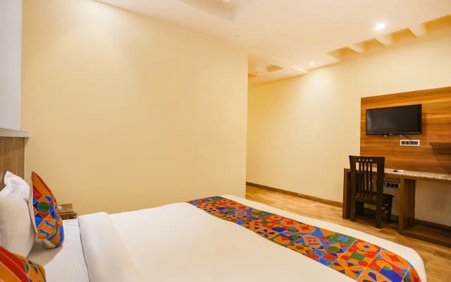 Hotel Royal Touch - photo 4