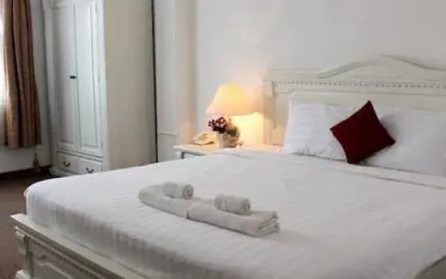 Bizu Hotel Iii Phu My Hung District 7 - photo 3