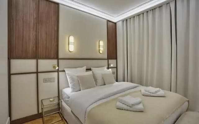 Elegant Flat Matignon Avenue Faubourg St Honore - photo 5