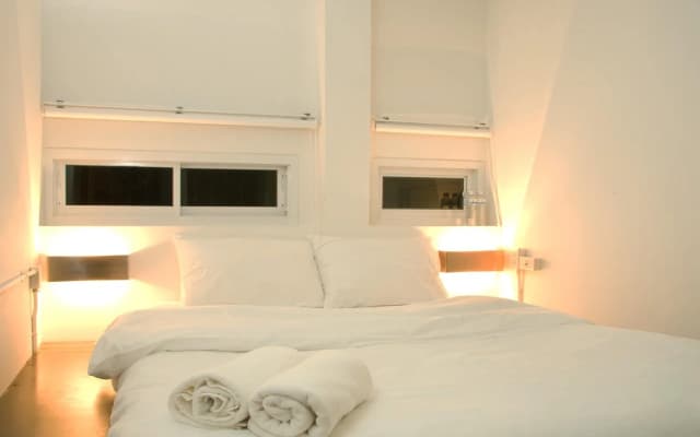 HQ hostel Silom - photo 5