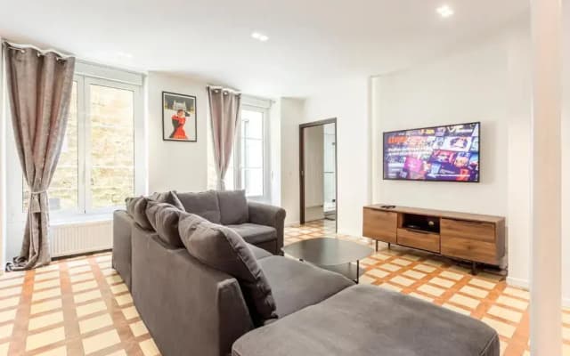 180 Suite Eden, Luxury Apt at Sacre Coeur - photo 4