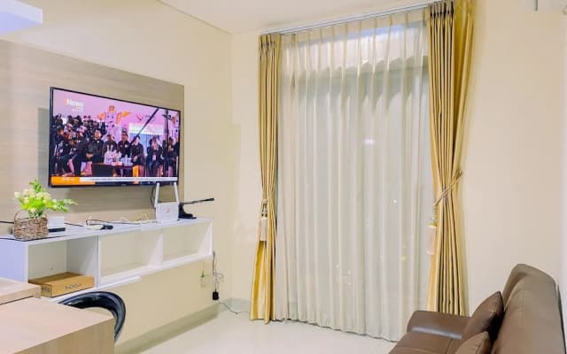 Good and Warm 1BR Apartment at Pejaten Park Residence - photo 5