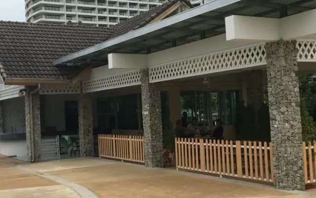 Jomtien Condotel Condominium - photo 2