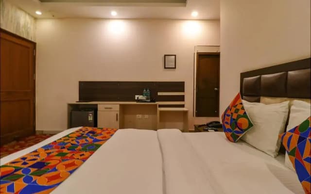 FabHotel Qotel Nirvana Suites - photo 4