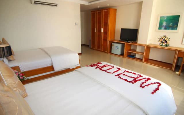 Sea Light Hotel - photo 3