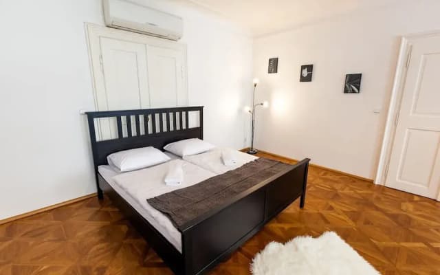 St. Nicholas Church view apartment - photo 5