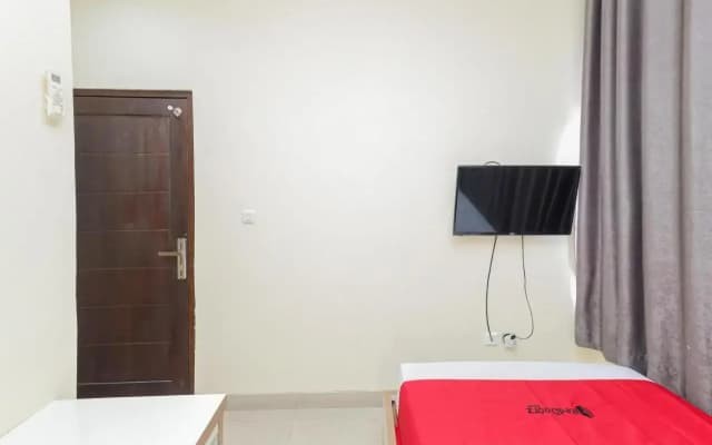 Wisma Basco Syariah by OYO Rooms - photo 3
