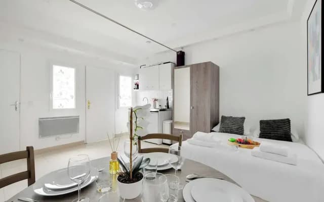 Charming Studio for 2 - Near Voltaire & 11th Arr. Town Hall, Paris - photo 5