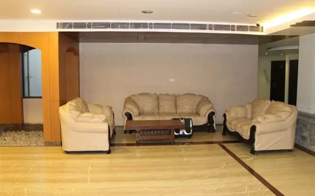 The Grand Sarwan - photo 2