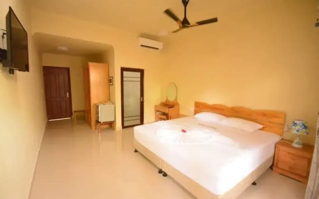 Sunrise Inn - photo 5