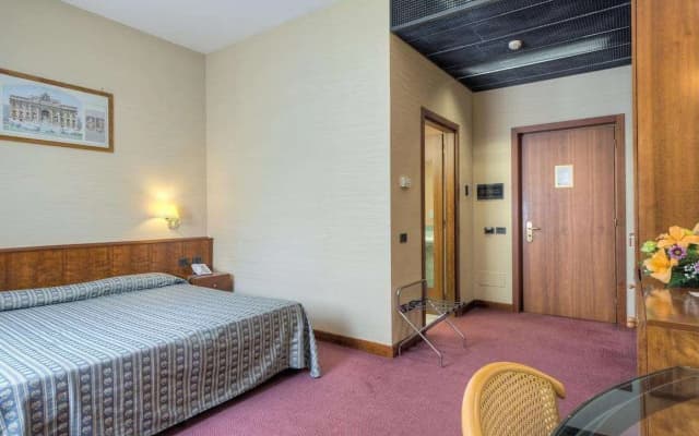 Hotel Petra - photo 5