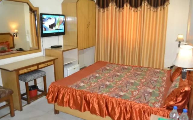 Hotel Atithi Palace - photo 3