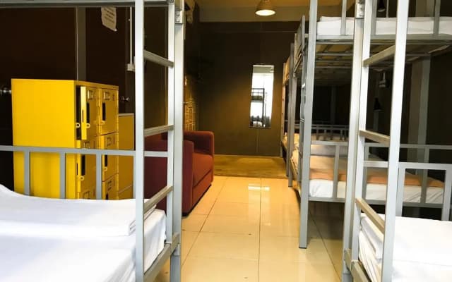 Mile Map Hostel - photo 2
