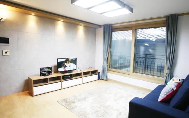 Travelers Planet Studio Type Hostel - photo 2