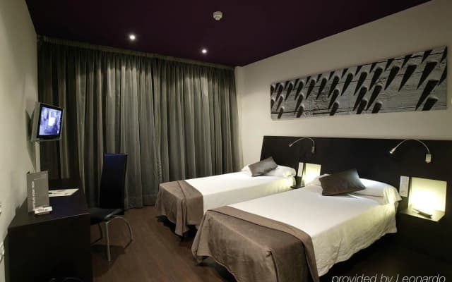 voco Madrid - Las Tablas by IHG - photo 5