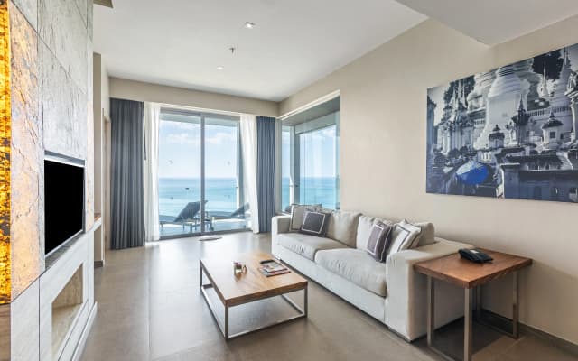 Cape Sienna Gourmet Hotel & Villas - photo 4