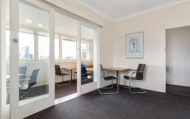 The Blue Gum Hotel - photo 4