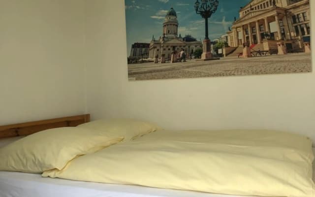 CLUB Lodges Berlin Mitte - photo 5
