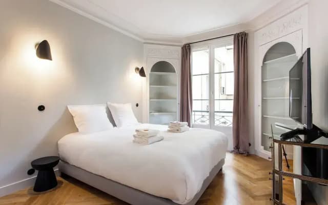 Magnificent Apartment - 3br/ 8P - Europe - photo 4