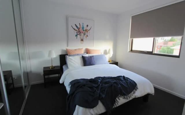 StayCentral-Heidelberg Heights Penthouse - photo 4