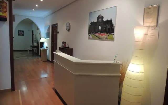 Hostal Cervantes - photo 2