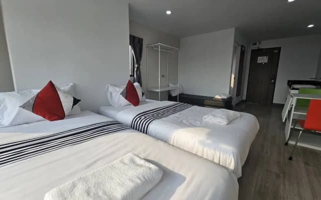 Area Place Hotel - photo 5