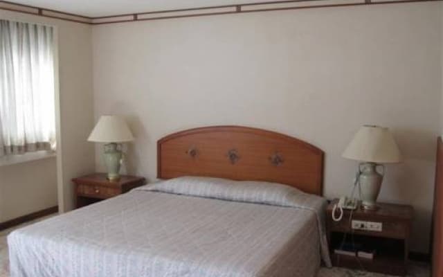 Premier Inn - photo 4