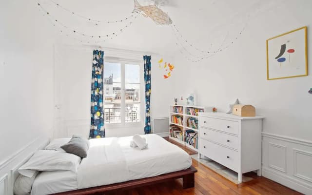 Beautiful and Charming Flat for 4 in the Centre of Paris - photo 4