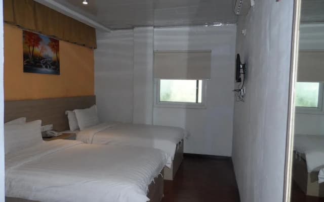 Hotel O Tanjung Duren Near Mall Citraland - photo 4