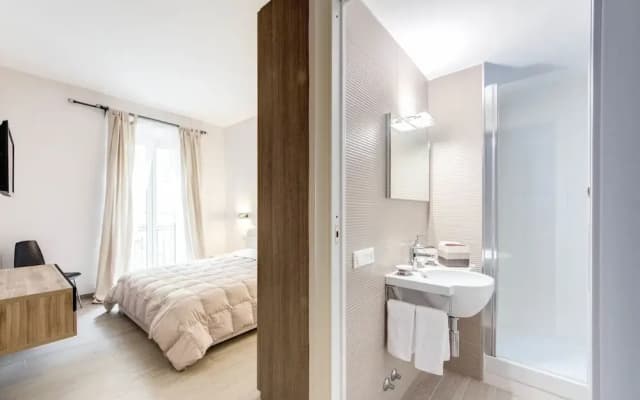 Vacanze Romane Guest House - photo 2