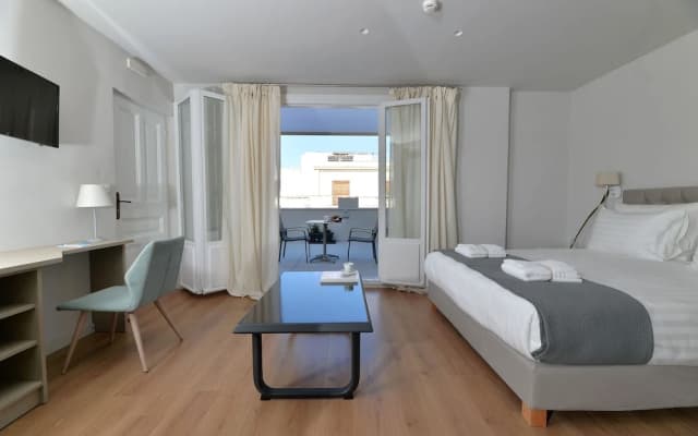 1900 Athenian House - photo 4