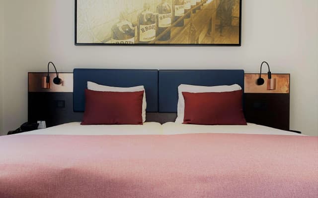 Best Western Dam Square Inn - photo 4