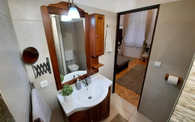 Central Gold Apartment - photo 3