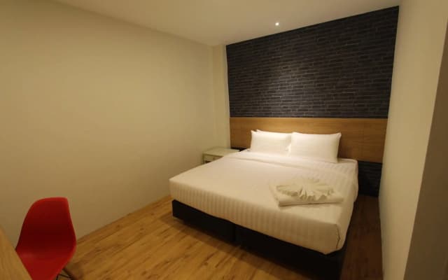 D Varee Xpress Pula Silom, Bangkok - photo 2