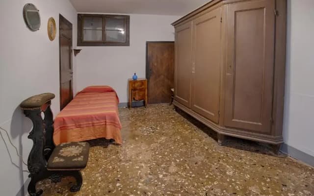 Vintage Venice Apartment - photo 5