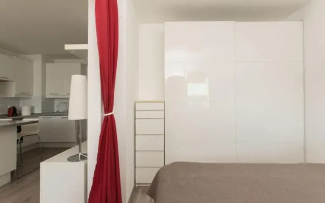 City Break Apartment 1. - PRIVATE GARAGE/AC - photo 5
