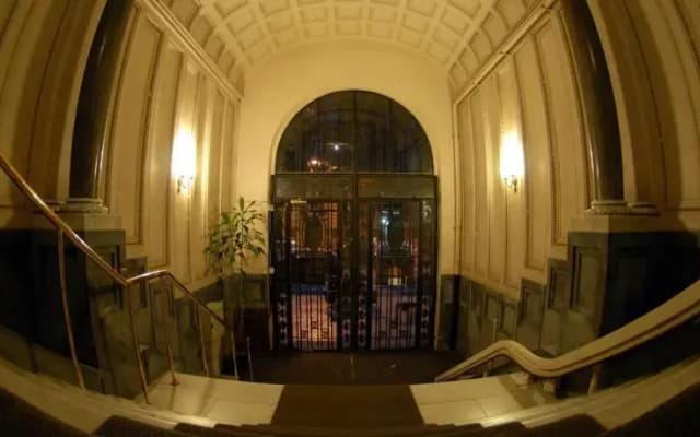 Lullaby Gardens Hostel - photo 3