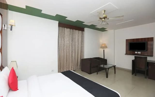 Capital O 445 Impress Hotel - photo 5