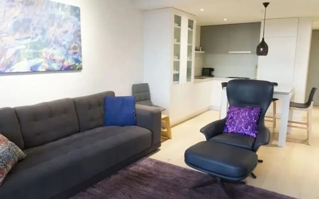 Modern + Spacious 2bd/2bath - Stunning City Views! - photo 5