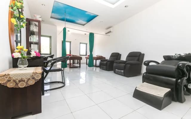 Rantun's Place Nusa Dua Hotel - photo 2