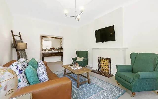 Boutique Stays - Frankie's Place - photo 4