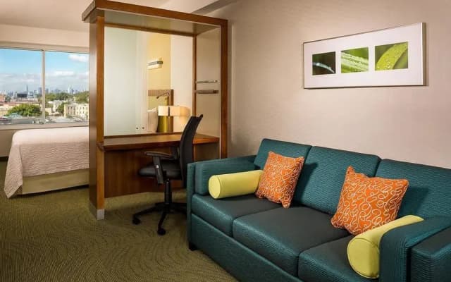 Springhill Suites New York Laguardia Airport - photo 3