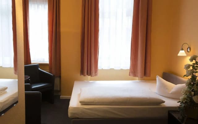 Hotel am Hermannplatz - photo 5