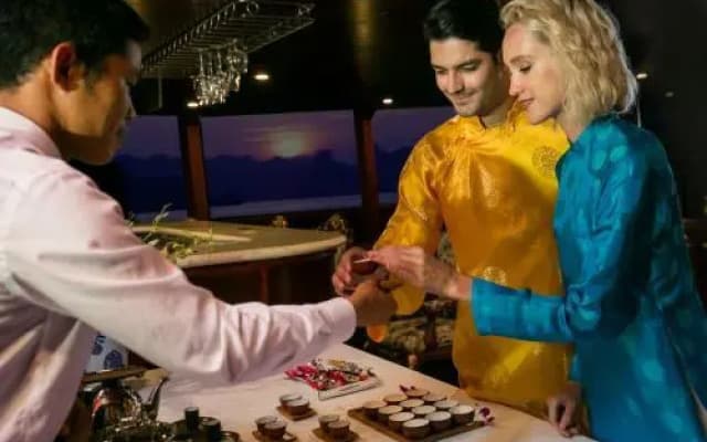 Emperor Cruises Ha Long - photo 2