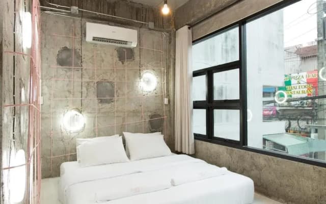 Give Me 5 Hostel - photo 2