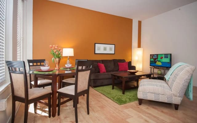 Sunshine Suites At 417 - photo 5