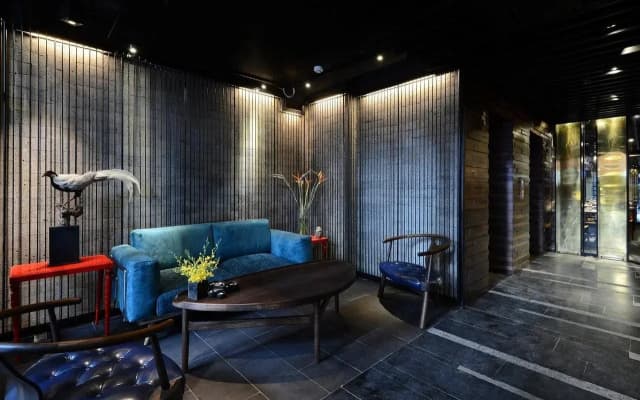 The Chi Boutique Hotel - photo 2
