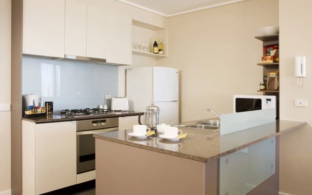 28 Nights Apartments - photo 2