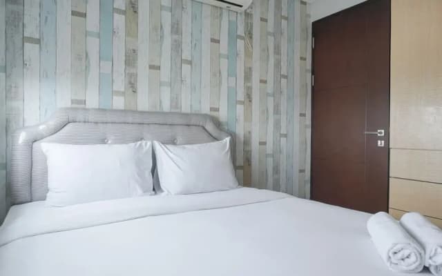 Comfort And Cozy 1Br At Sky Terrace Apartment - photo 2