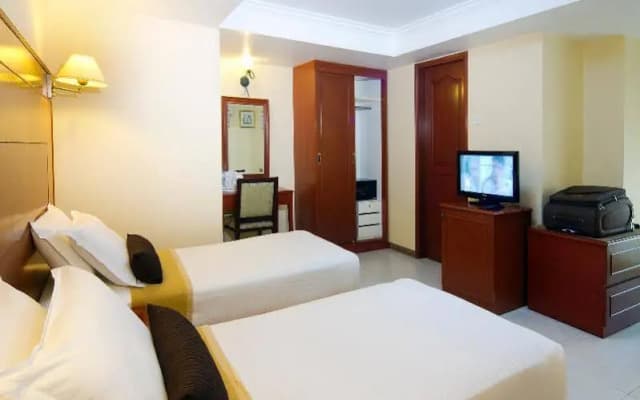 Mookai Hotel - photo 3